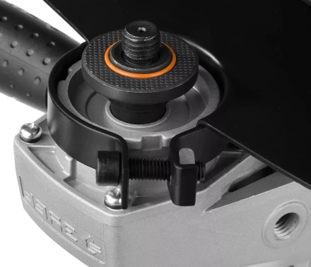 Машина углошлифовальная УШМ-180-1800 ПМ3 серия МАСТЕР купить в Сургуте