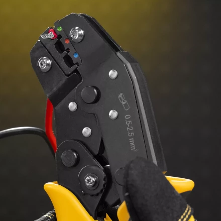 Клещи для обжима Denzel 17747 изолир. наконечников НКИ и НВИ, разъемов РПИ, гильз ГСИ, 0,5 - 2,5 мм2 купить в Сургуте