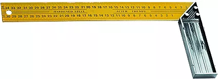 Угольник 300 мм металлический  SPARTA 323445 купить в Сургуте