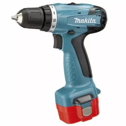 Аккумуляторная ударная дрель-шуруповерт Makita 8281DWPE купить в Сургуте