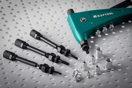 Резьбовая насадка для заклепочника KRAFTOOL 31180-M5 купить в Сургуте