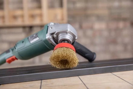 Кордщетка HAMMER чаша 85мм для УШМ гофрированная латунированная сталь (207-103) купить в Сургуте