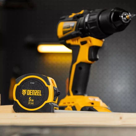 Рулетка Denzel 5м х 25мм, двухкомп. корпус, магнитный обрезиненный зацеп, 31532 купить в Сургуте