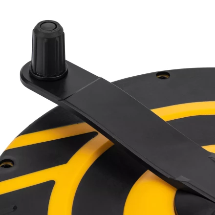 Рулетка геодезическая 50 м х 15 мм  Denzel 31292, закрытый корпус, фиберглассовая лента купить в Сургуте