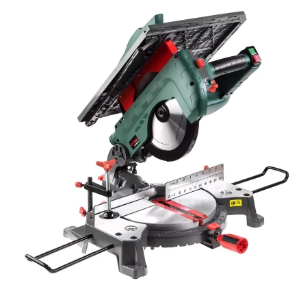 Пила торцовочная Hammer Flex STL1800/250C купить в Сургуте