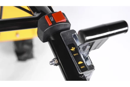 Мотоблок Champion BC8734 (7лс 3F/1R 81см 35см 3,6л 75кг, колеса 4/10&quot; шкив) купить в Сургуте