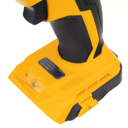 Гайковерт ударный аккумуляторный бесщеточный Denzel 26502 CIW-IB-300-0, Li-ion, 18В, 300Нм купить в Сургуте