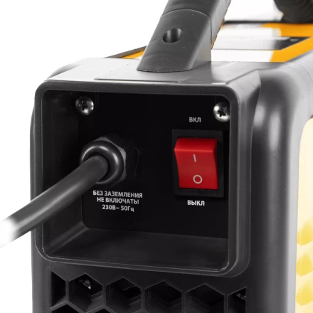 Аппарат инвертор. дуговой сварки SDM-220 Top, 220 А, ПВ 60%// Denzel 94357 купить в Сургуте