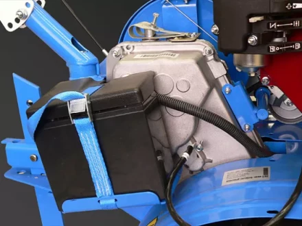 Мотоблок Нева МБ-23Б-10 ФС (с фарой и электростартером) купить в Сургуте