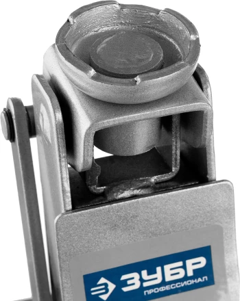 Домкрат гидравлический подкатной T65, 2,5т, 90-360мм, в кейсе, ЗУБР Профессионал 43057-2.5-K 43057-2.5-K купить в Сургуте