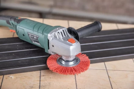 Кордщетка HAMMER плоская 125мм для УШМ нейлон (207-115) купить в Сургуте