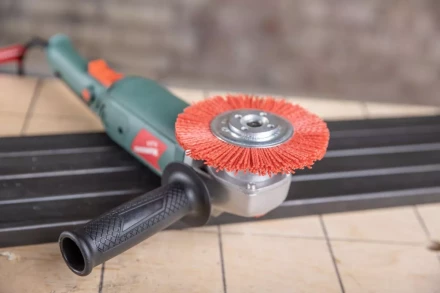 Кордщетка HAMMER плоская 125мм для УШМ нейлон (207-115) купить в Сургуте