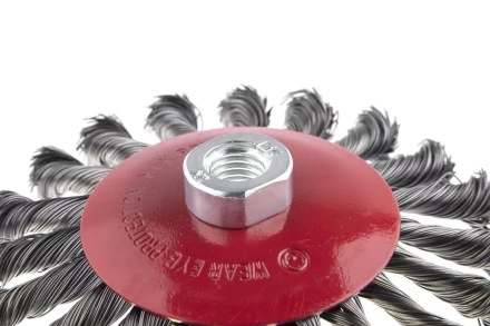 Кордщетка HAMMER тарелка 125мм для УШМ витая сталь (207-113) купить в Сургуте