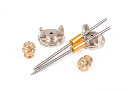 Пневматический краскопульт с верхним бачком V=1,0 л + сопла диаметром 1.2, 1.5 и 1.8 мм  MATRIX 57315 купить в Сургуте