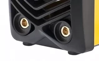 Аппарат инверторно дуговой сварки DENZEL ММА-220ID 94348 купить в Сургуте