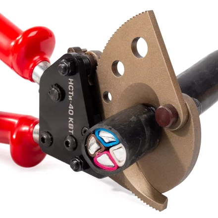 Секторные ножницы диэлектрические КВТ НСТи-40 для резки кабелей до 40 мм, проводов АС со стальным сердечником и прутков из низкоуглеродистой стали (84395) купить в Сургуте