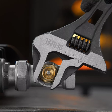 Ключ разводной 185 мм Denzel 15754, CrV, кованый, укороченная рукоятка купить в Сургуте