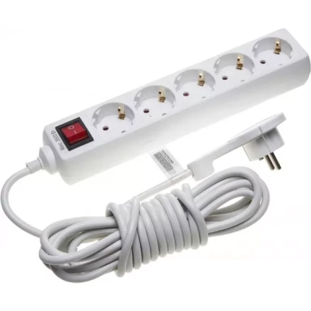 Удлинитель СВЕТОЗАР электрический с заземлением и выключателем, защитные шторки, компактная вилка, евро, 5 гнезд, 5м 55055-5-C купить в Сургуте