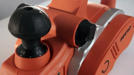 Электрорубанок РЭ-780/82 (подставка в комплекте) 50210 купить в Сургуте