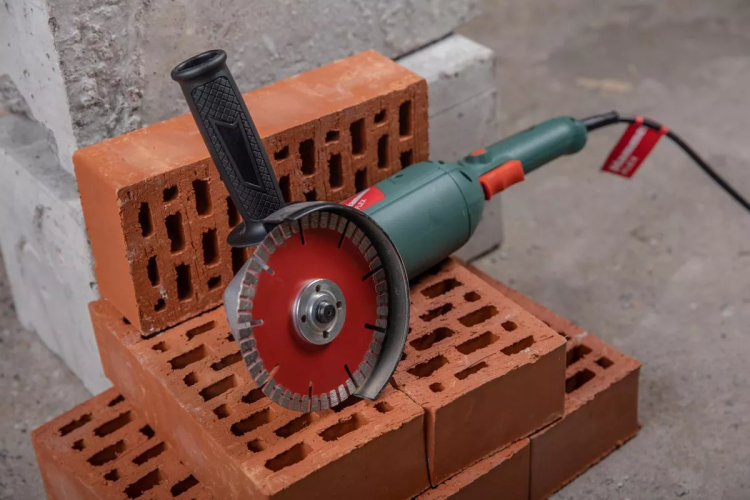 Круг алмазный HAMMER (206-230) Ф125х22мм по железобетону купить в Сургуте
