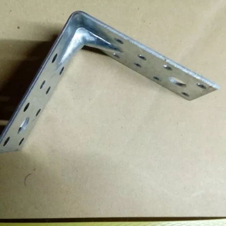 Крепежный уголок усиленный 2.0 мм KUU 70x70x40 мм СИБРТЕХ Россия 46409 купить в Сургуте