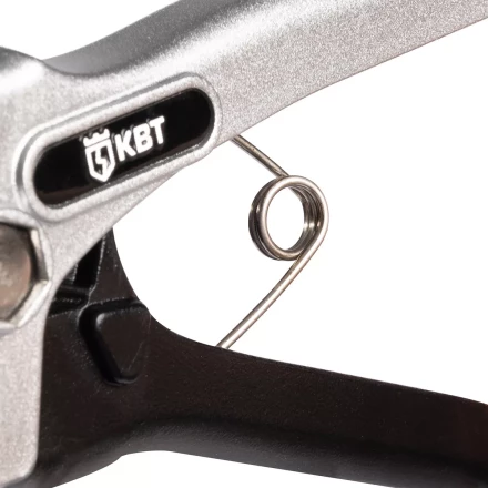 Ножницы-труборез КВТ НТП-32у для резки полипропиленовых, полиэтиленовых и металлополимерных труб до 32 мм (92146) купить в Сургуте