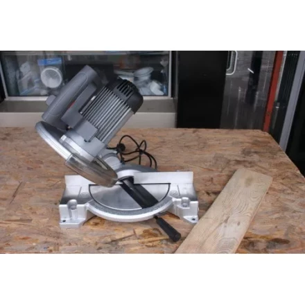 Пила торцовочная MS-5525 N STURM купить в Сургуте