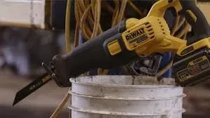 Пила сабельная DCS388N FLEXVOLT DeWalt аккумуляторная купить в Сургуте