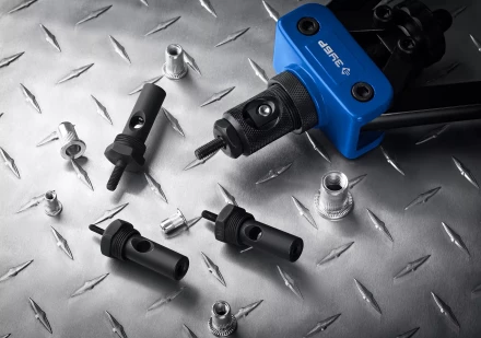 ЗУБР сменная насадка М5 для заклепочников 31055, 31056 (31056-M5) купить в Сургуте