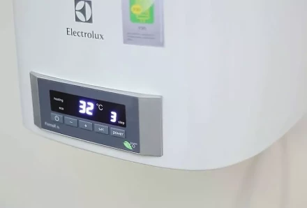 Водонагреватель ELECTROLUX EWH 100 Formax DL купить в Сургуте