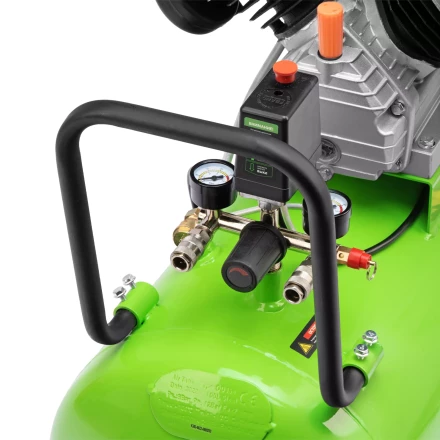 Компрессор воздушный Сибртех КК-2200/100 58009, 2,2 кВт, 350 л/мин, 100 л, прямой привод, масляный купить в Сургуте