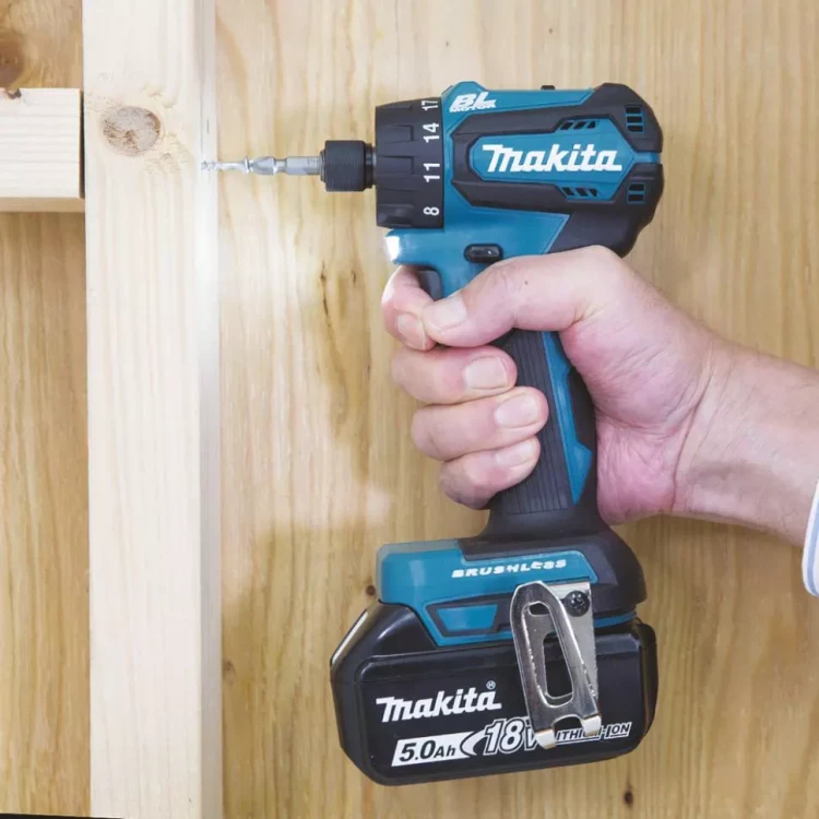 Аккумуляторная дрель-шуруповерт Makita DDF083Z (без АКБ и ЗУ) купить в Сургуте