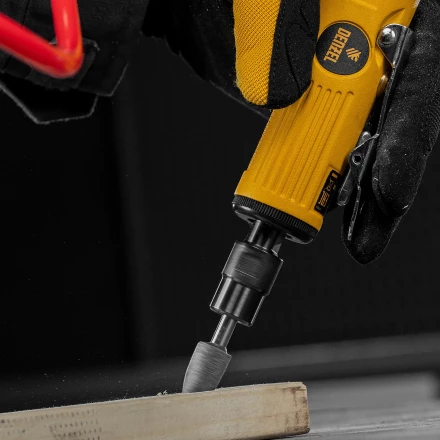 Пневмошлифмашина прямая Denzel 57464 PGS25000, 25000 об/мин, 10 шлиф. камней, цанга - 3, 6 мм, 113 л/мин купить в Сургуте