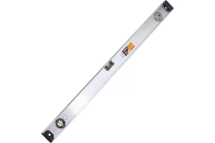 Уровень алюминиевый «Рельс» 1000мм 3 глазка фрезерованный Вихрь 900/73/11/4/16 купить в Сургуте