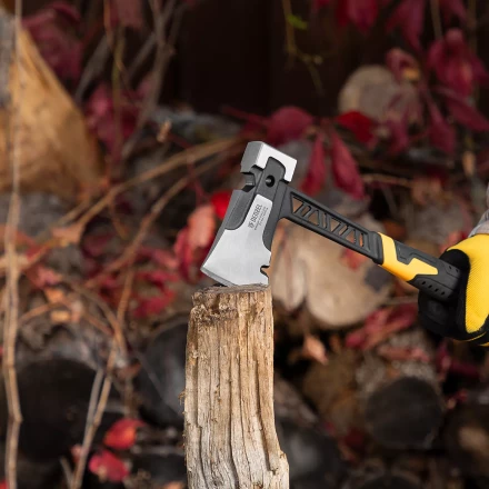 Топор цельнокованый 600 г Denzel 21499, двухкомпонентная обрезиненная рукоятка купить в Сургуте