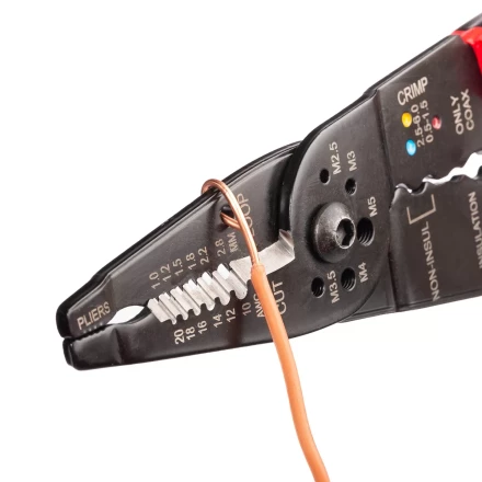 Многофункциональный стриппер КВТ WS-01F для снятия изоляции с проводов 0.5–4.0 мм (101541) купить в Сургуте