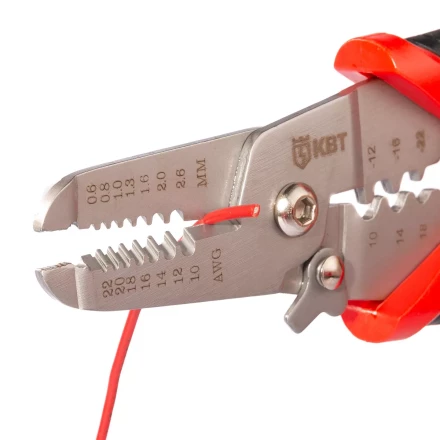 Многофункциональный стриппер КВТ WSS-01 для снятия изоляции с проводов 0.35–6.0 мм (102398) купить в Сургуте