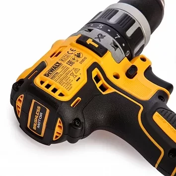 Аккумуляторная дрель DСD 791P2-QW DeWalt купить в Сургуте