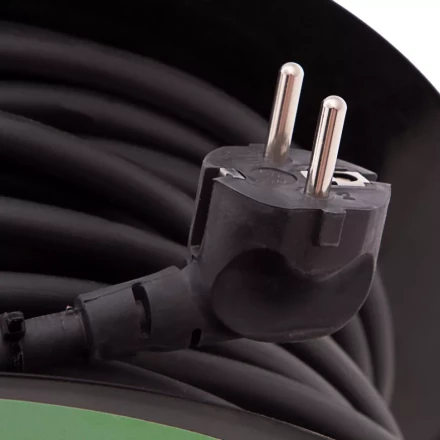 Удлинитель силовой 50 м, 16А, тип УХз16, КГ 3 x 1.5 мм, на стальной катушке, 4 розетки Сибртех 95877 купить в Сургуте