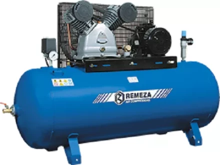 Компрессор масляный поршневой ременной СБ 4/Ф-270 LB 50 Remeza купить в Сургуте