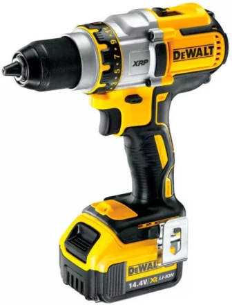 Дрель-винтоверт аккумуляторная DeWalt DCD 932 М2 купить в Сургуте