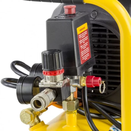 Компрессор воздушный Denzel DK1500/24 Х-PRO 58063 купить в Сургуте