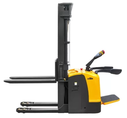 Штабелер самоходный 1,5 т 5,6 м XILIN CDDK15S Li-ion двухуровневый (с платформой) 24/225 В/Ач 1041014 купить в Сургуте