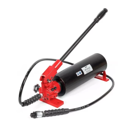 Помпа гидравлическая ручная КВТ ПМР-7035 объем маслобака 3.5 л (85140) купить в Сургуте