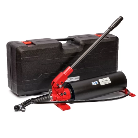 Помпа гидравлическая ручная КВТ ПМР-7035 объем маслобака 3.5 л (85140) купить в Сургуте