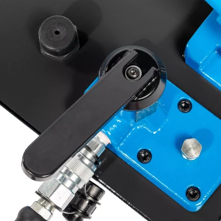 Помпа гидравлическая ручная КВТ ПМР-7080 объем маслобака 8.0 л (88147) купить в Сургуте