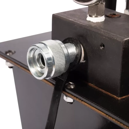 Насосная гидравлическая станция КВТ ПМЭ-7100 объем маслобака 10.0 л (230 В/50 Гц) (91798) купить в Сургуте