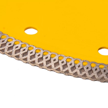 Диск алмазный отрезной 230 х 22,2мм, сплошной, супертонкий, горячий пресс, сухой/мокрый рез// Denzel 73074 купить в Сургуте