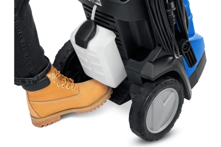 Мойка высокого давления ЗУБР Профессионал АВД-П180 купить в Сургуте