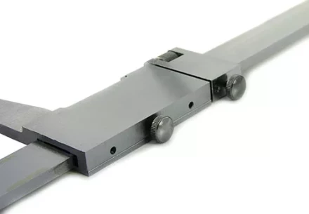 Штангенциркуль ШЦ 3-3000 (0.05) купить в Сургуте